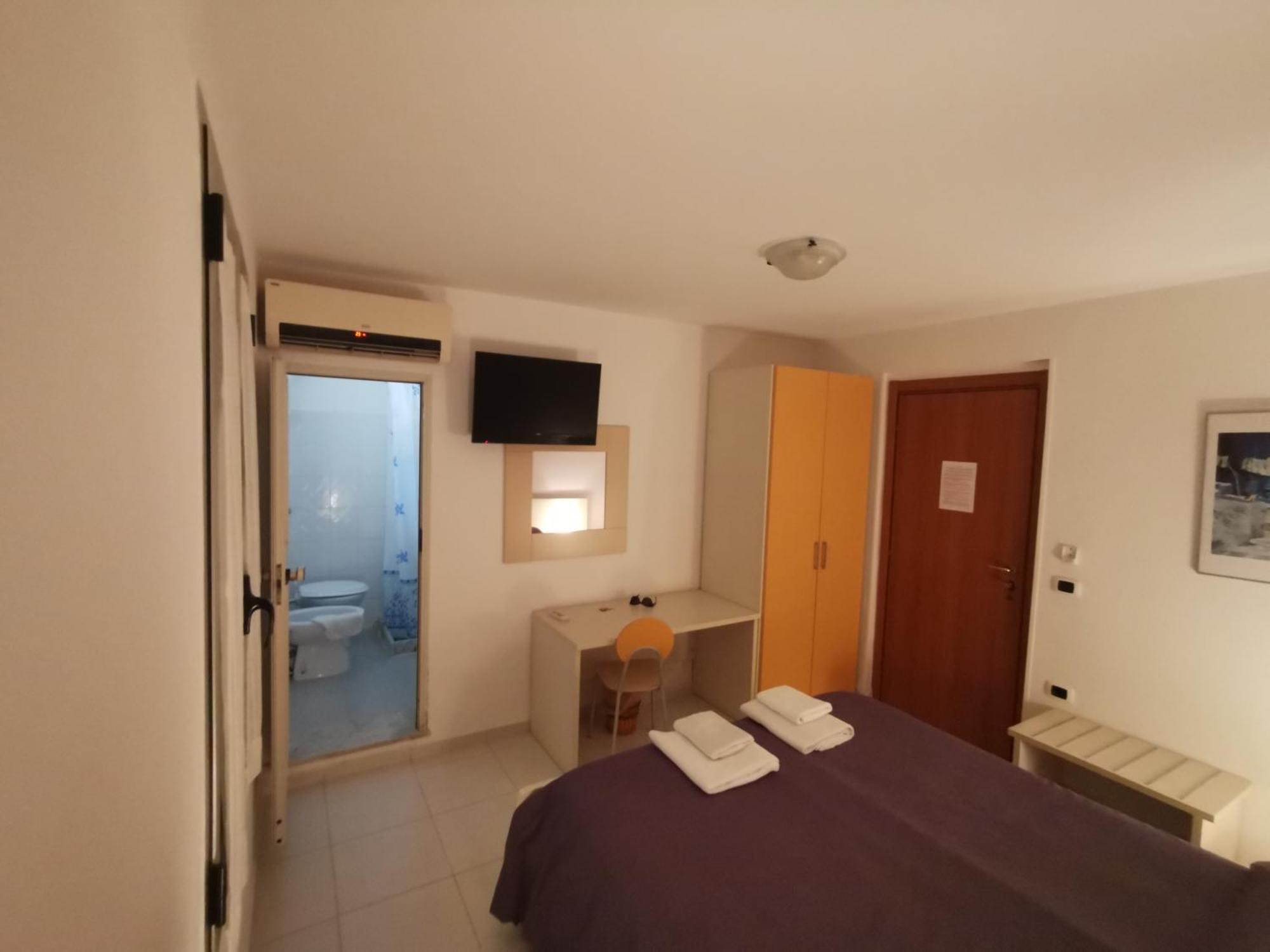 B&B Donna Nina Джоя-Тауро Экстерьер фото